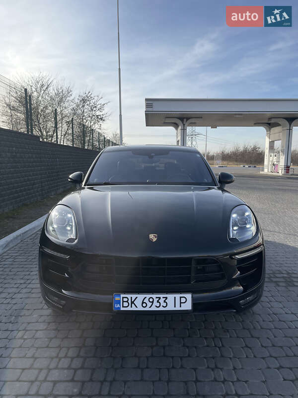 Внедорожник / Кроссовер Porsche Macan 2017 в Ровно