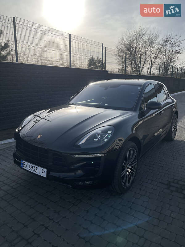 Внедорожник / Кроссовер Porsche Macan 2017 в Ровно