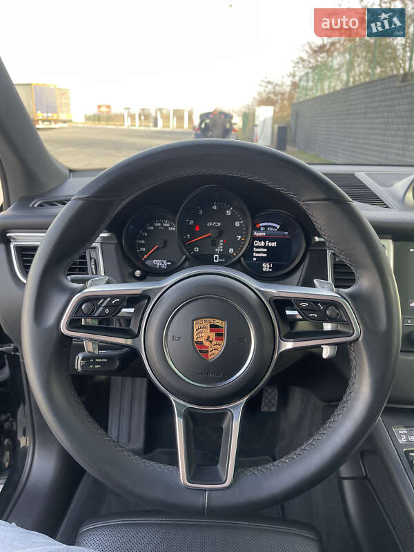 Внедорожник / Кроссовер Porsche Macan 2017 в Ровно