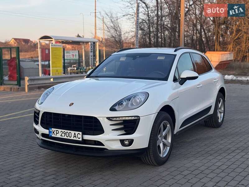 Внедорожник / Кроссовер Porsche Macan 2016 в Запорожье