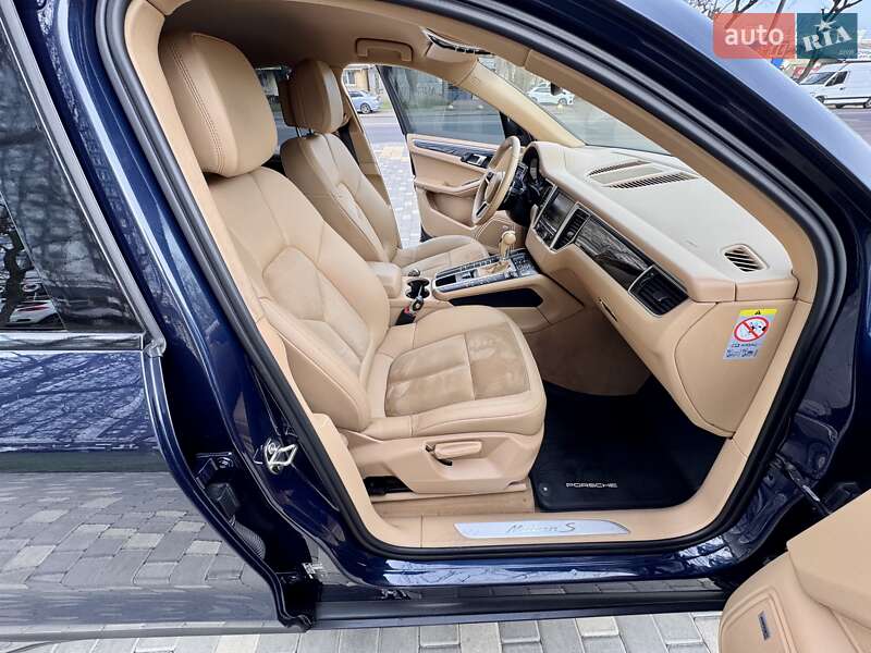 Позашляховик / Кросовер Porsche Macan 2014 в Одесі