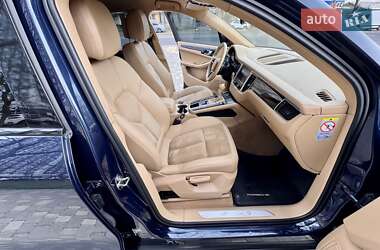 Внедорожник / Кроссовер Porsche Macan 2014 в 