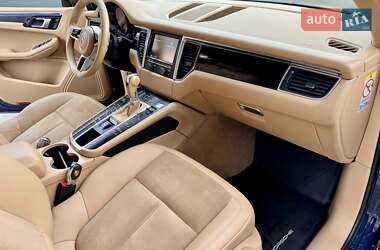 Внедорожник / Кроссовер Porsche Macan 2014 в 