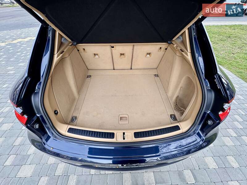 Позашляховик / Кросовер Porsche Macan 2014 в Одесі