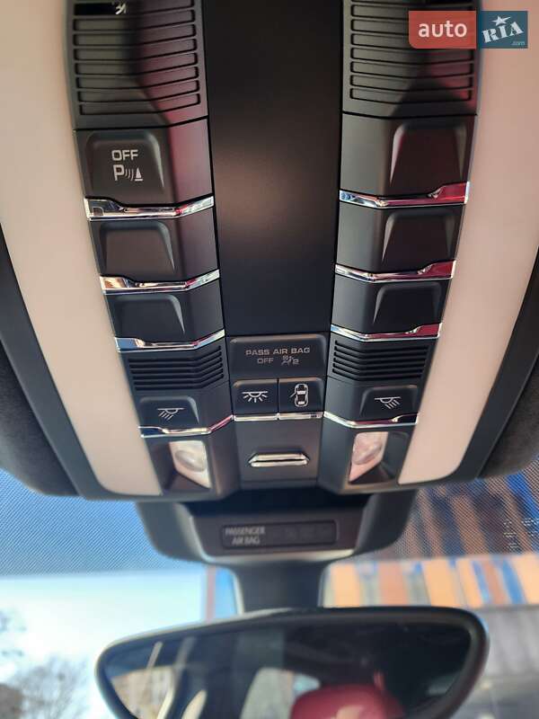 Внедорожник / Кроссовер Porsche Macan 2015 в Львове