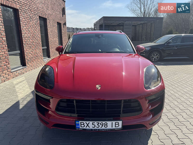 Внедорожник / Кроссовер Porsche Macan 2016 в Хмельницком