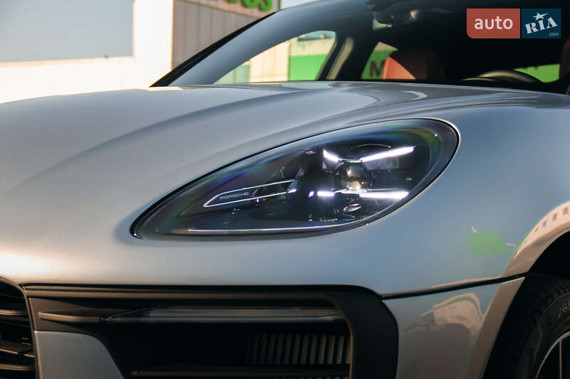 Позашляховик / Кросовер Porsche Macan 2024 в Києві