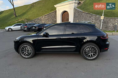 Позашляховик / Кросовер Porsche Macan 2014 в 