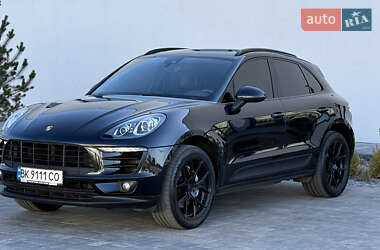 Внедорожник / Кроссовер Porsche Macan 2017 в 