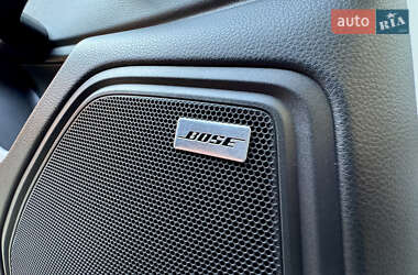 Внедорожник / Кроссовер Porsche Macan 2021 в 