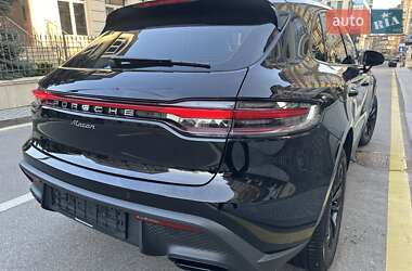 Позашляховик / Кросовер Porsche Macan 2025 в 