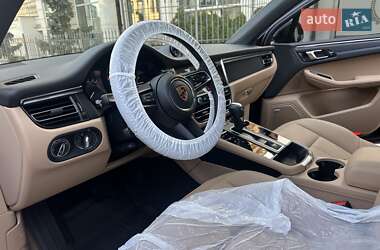 Позашляховик / Кросовер Porsche Macan 2025 в 