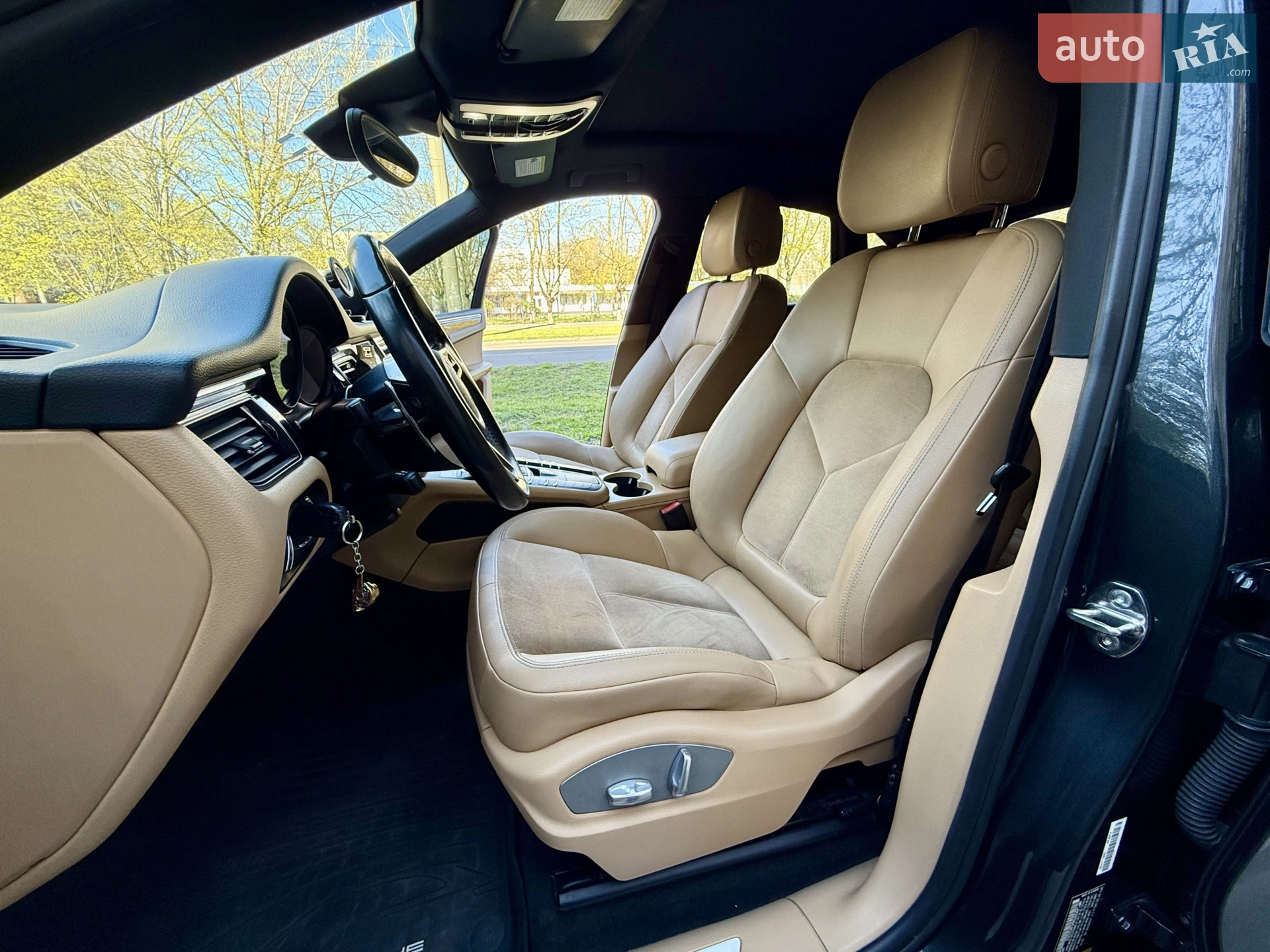 2016 Porsche Macan - мініатюра 6
