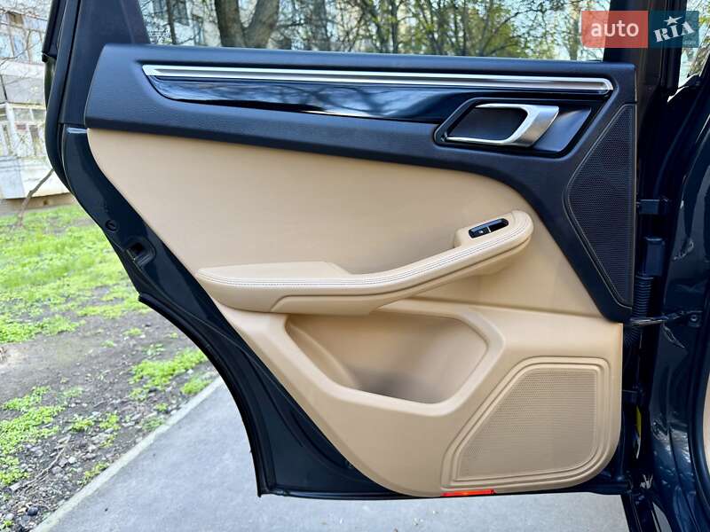 Внедорожник / Кроссовер Porsche Macan 2016 в Одессе фото 58 Внедорожник / Кроссовер Porsche Macan 2016 в Одессе