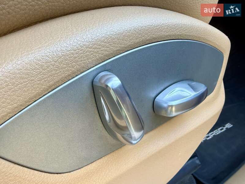 Внедорожник / Кроссовер Porsche Macan 2016 в Одессе фото 64 Внедорожник / Кроссовер Porsche Macan 2016 в Одессе