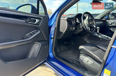 Внедорожник / Кроссовер Porsche Macan 2020 в 