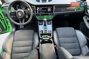 Внедорожник / Кроссовер Porsche Macan 2022 в 