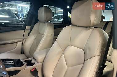 Внедорожник / Кроссовер Porsche Macan 2023 в 
