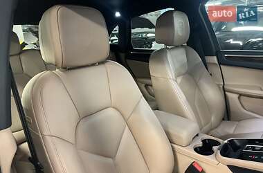 Внедорожник / Кроссовер Porsche Macan 2023 в 