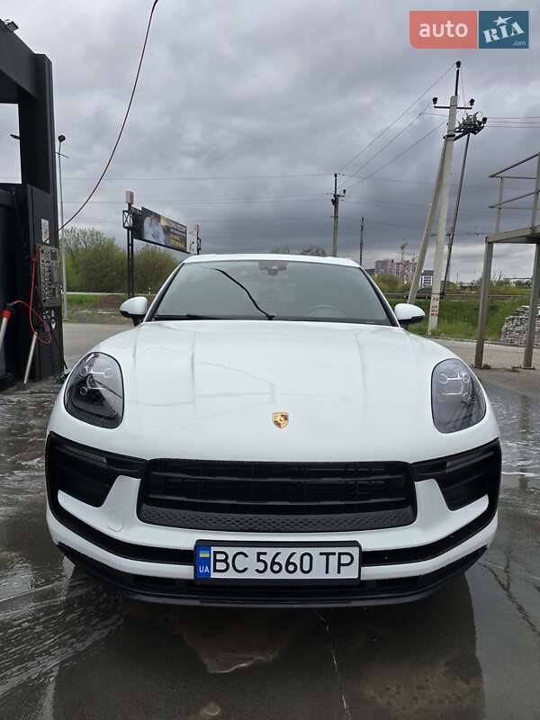 Внедорожник / Кроссовер Porsche Macan 2021 в 