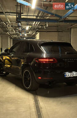Внедорожник / Кроссовер Porsche Macan 2015 в 