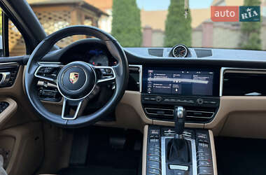 Внедорожник / Кроссовер Porsche Macan 2021 в 