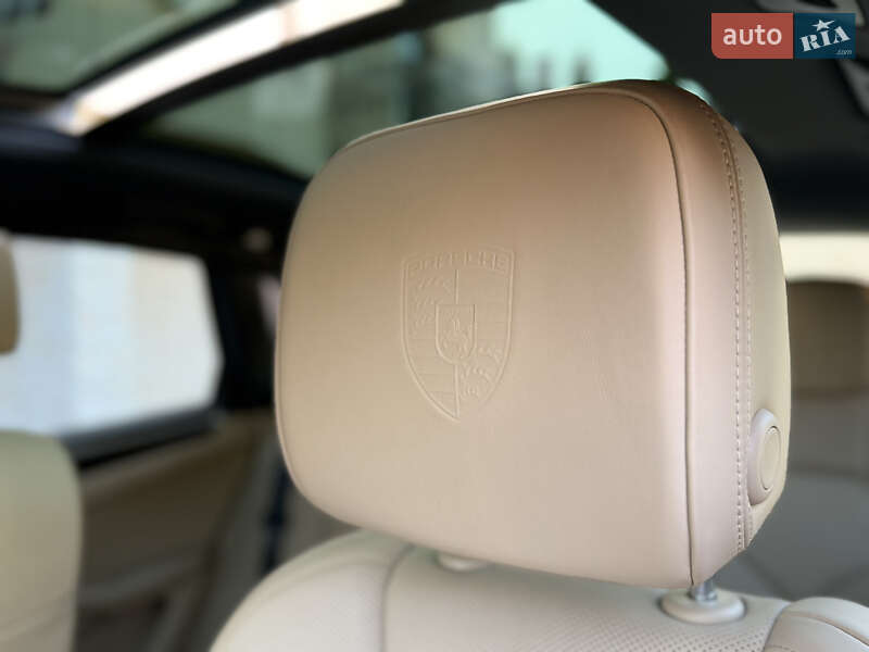 Внедорожник / Кроссовер Porsche Macan 2021 в Черновцах