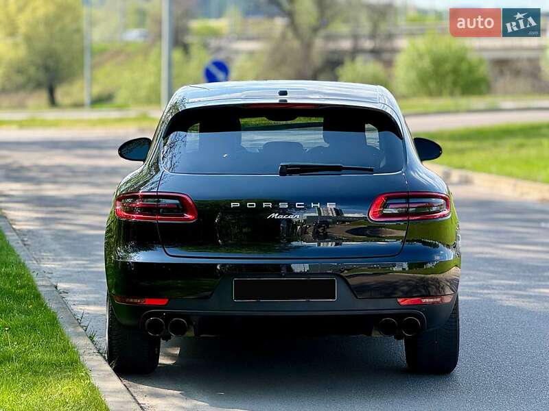 Внедорожник / Кроссовер Porsche Macan 2018 в Киеве