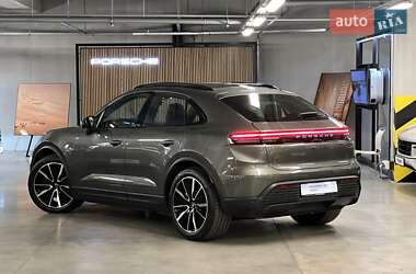 Внедорожник / Кроссовер Porsche Macan 2024 в 