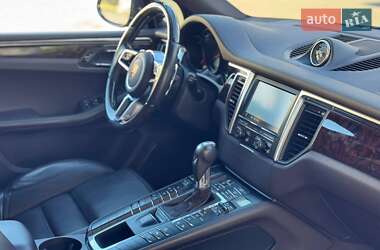 Внедорожник / Кроссовер Porsche Macan 2014 в 