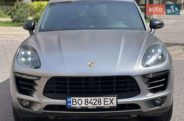 Позашляховик / Кросовер Porsche Macan 2015 в 