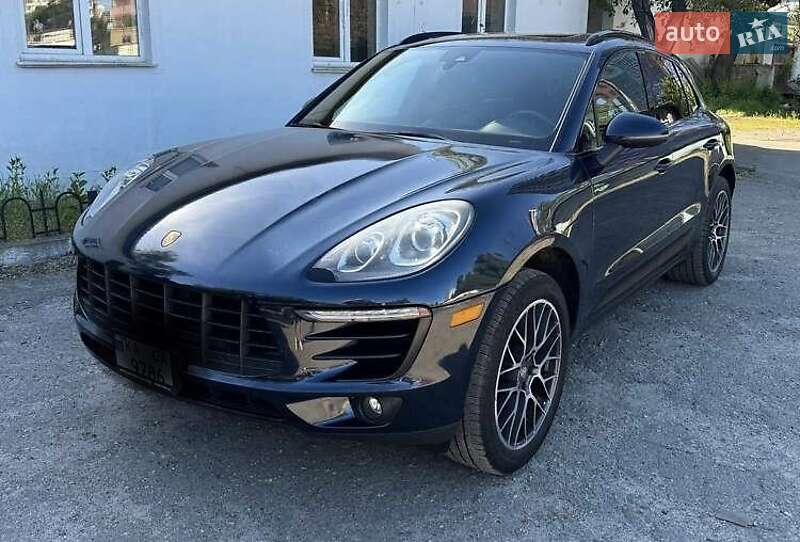 Позашляховик / Кросовер Porsche Macan 2015 в 