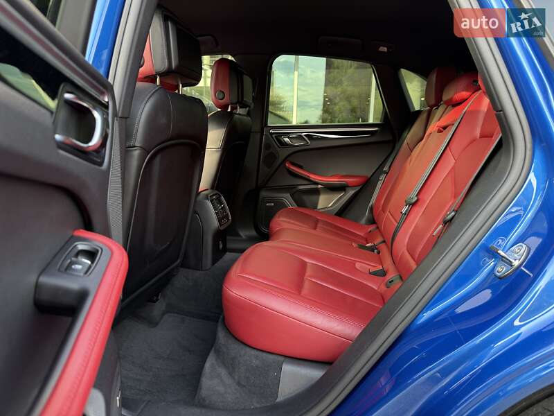 Внедорожник / Кроссовер Porsche Macan 2016 в Днепре