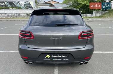 Внедорожник / Кроссовер Porsche Macan 2015 в 