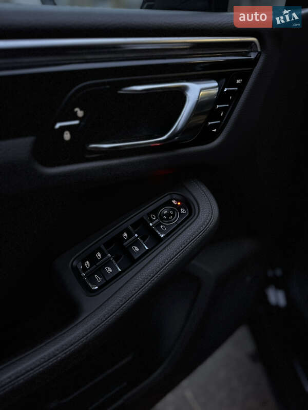 Внедорожник / Кроссовер Porsche Macan 2015 в Одессе фото 3 Внедорожник / Кроссовер Porsche Macan 2015 в Одессе