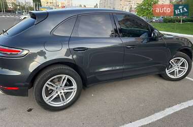 Внедорожник / Кроссовер Porsche Macan 2019 в 