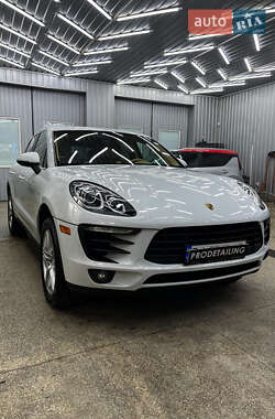 Внедорожник / Кроссовер Porsche Macan 2016 в 