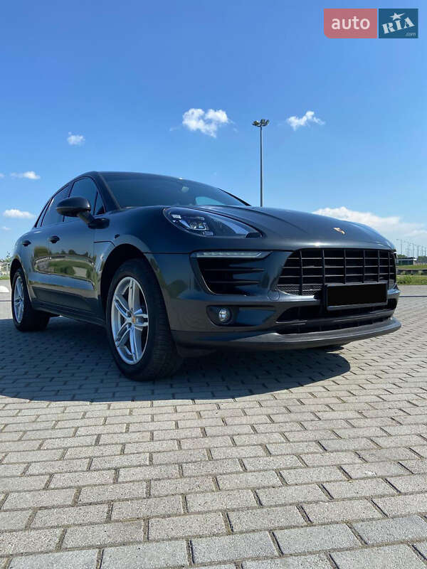 Внедорожник / Кроссовер Porsche Macan 2017 в Львове