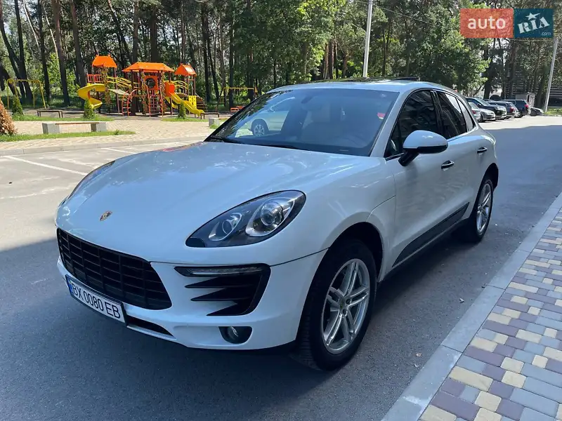 Porsche Macan 2016