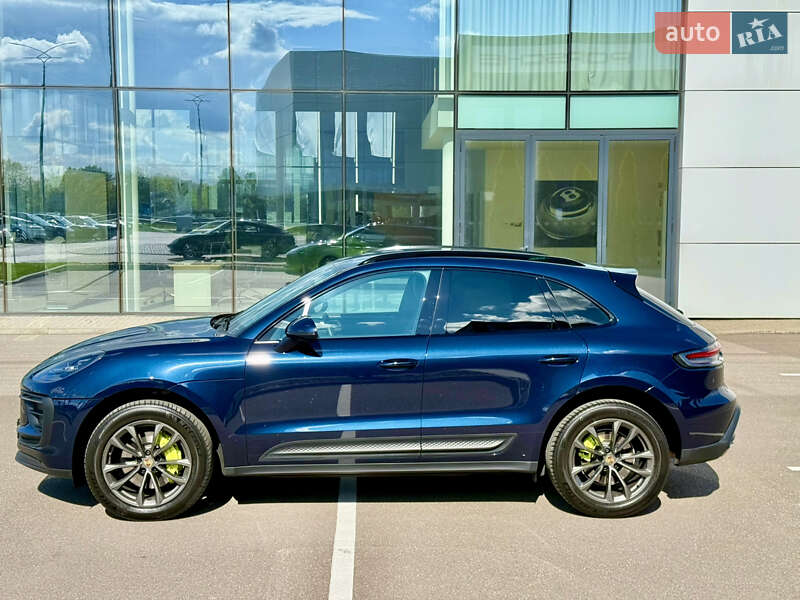 Внедорожник / Кроссовер Porsche Macan 2021 в Киеве