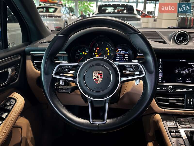 Внедорожник / Кроссовер Porsche Macan 2021 в Одессе