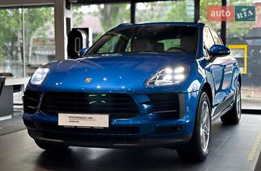 Porsche Macan 2021