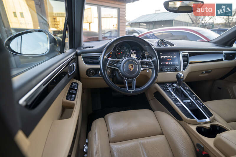 Внедорожник / Кроссовер Porsche Macan 2018 в Киеве фото 24 Внедорожник / Кроссовер Porsche Macan 2018 в Киеве