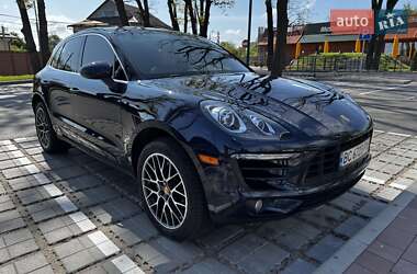 Внедорожник / Кроссовер Porsche Macan 2016 в 