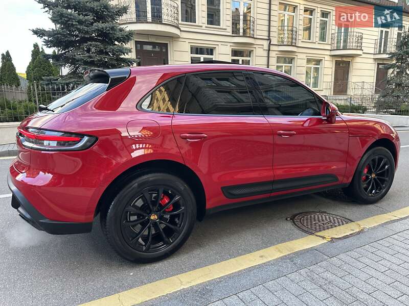 Внедорожник / Кроссовер Porsche Macan 2023 в Киеве