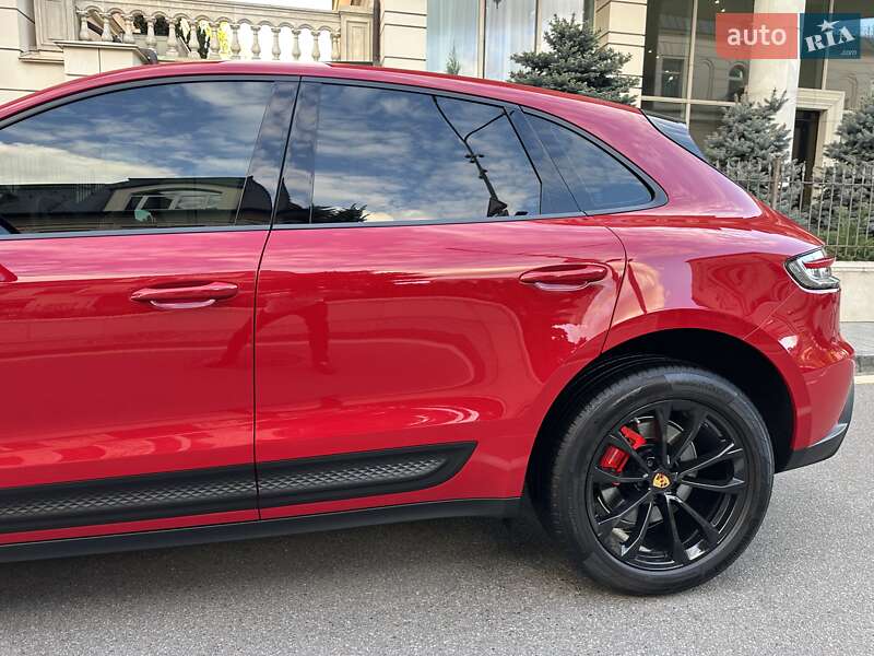 Внедорожник / Кроссовер Porsche Macan 2023 в Киеве