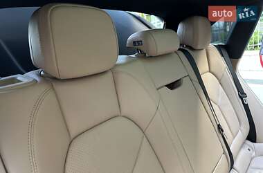 Внедорожник / Кроссовер Porsche Macan 2023 в 