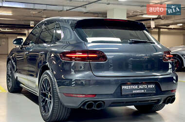 Внедорожник / Кроссовер Porsche Macan 2016 в 