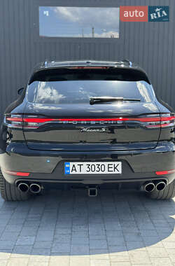 Внедорожник / Кроссовер Porsche Macan 2021 в 