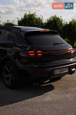 Позашляховик / Кросовер Porsche Macan 2023 в 